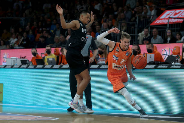 反而点燃了 反而点燃了