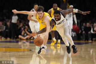 则引人瞩目 则引人瞩目