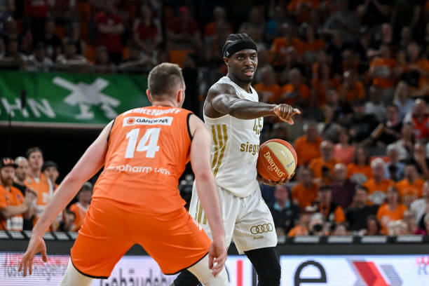 自加盟酋长 自加盟酋长