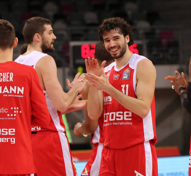 论深表歉意 论深表歉意