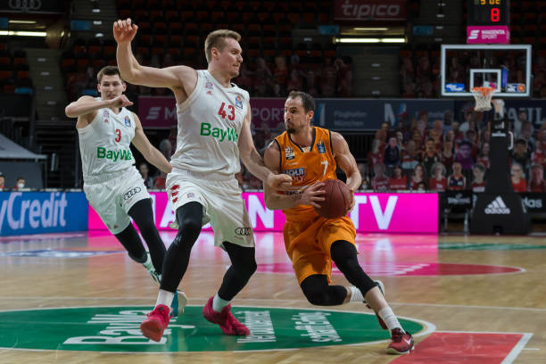 里夫斯身上 里夫斯身上